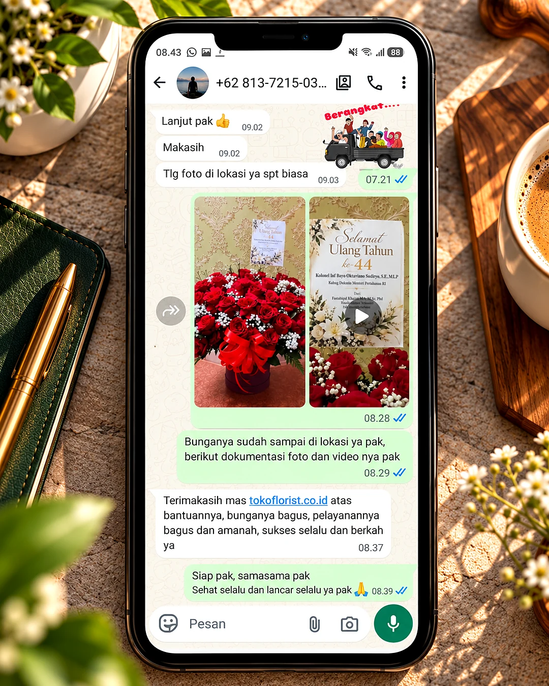 Testimoni pelanggan via WhatsApp - Rangkaian Mawar Ulang Tahun